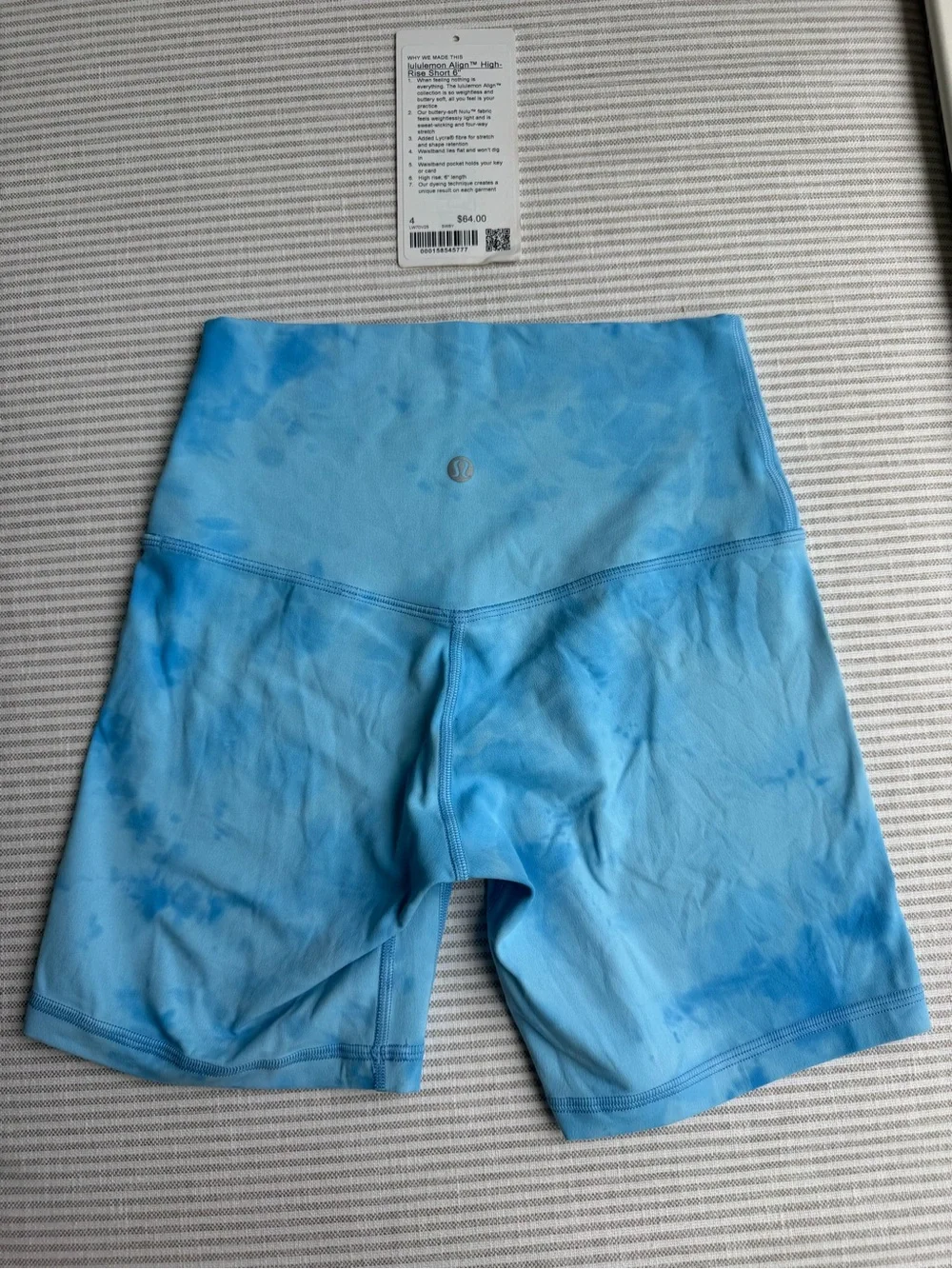 💙🫐 Lululemon Align High-Rise 6” Smoothie Wash Blueberry Multi Short, size Small
